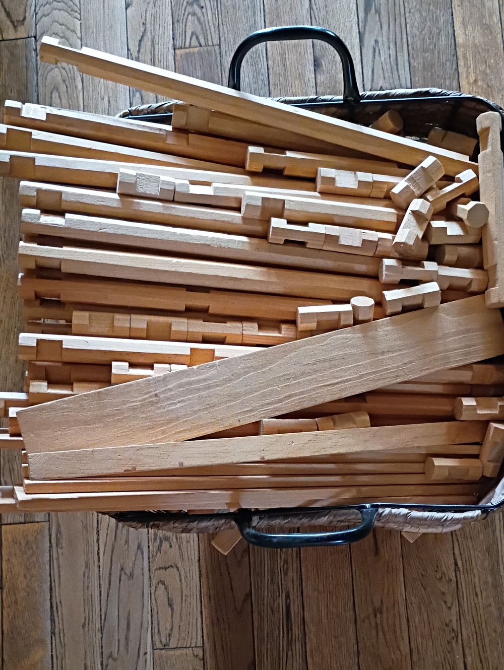 Natural Wood Building Logs